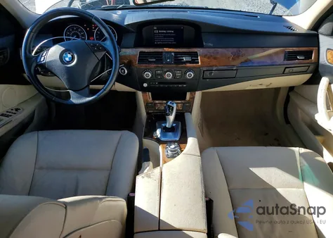 2010 BMW 528 I z USA, uszkodzony, nr VIN WBANU5C57AC366355